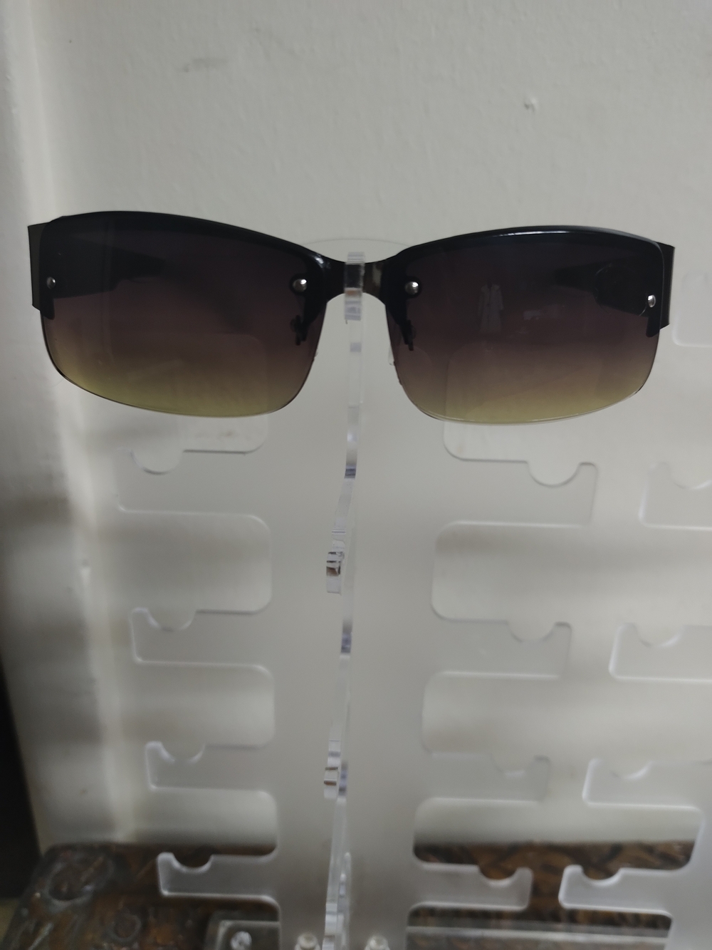 eye candy Black to Brown Gradient Rimless Sunglasses
